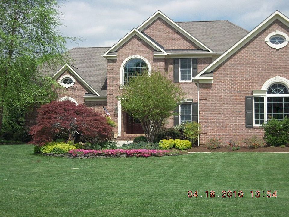 1st image of 913 Saint Michael Dr
