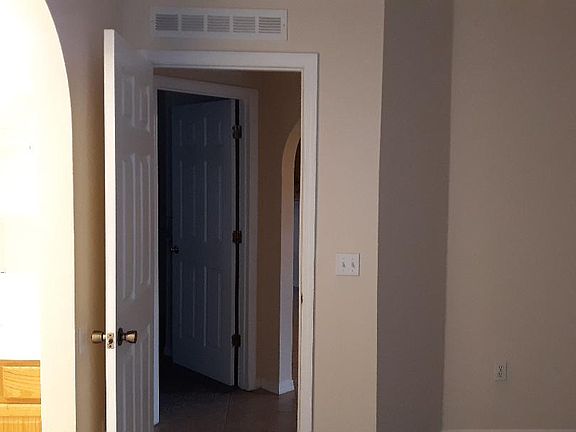5th image of 124 Milestone Dr