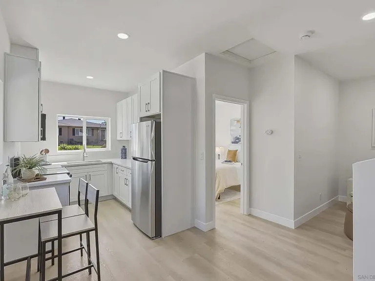 6850 Rosefield Dr — Photo 1