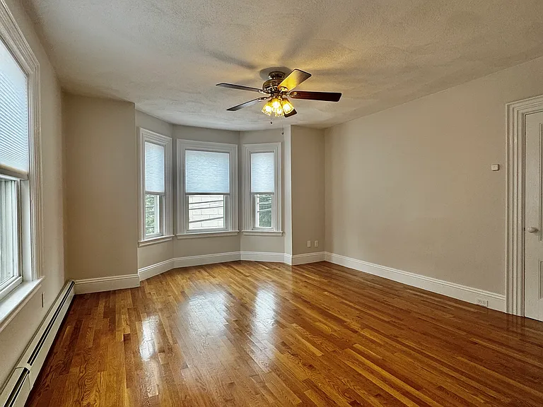 85 Pine St #2 — Photo 26