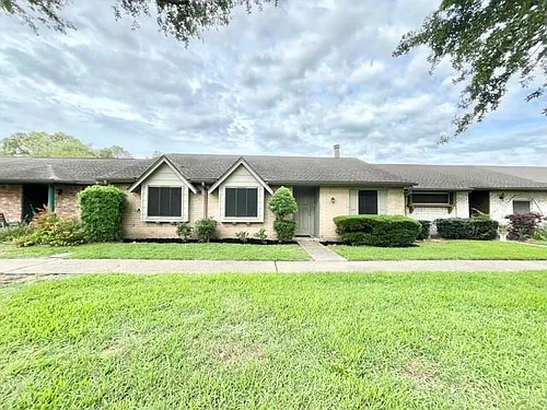 3918 Laura Leigh Dr Photo 1