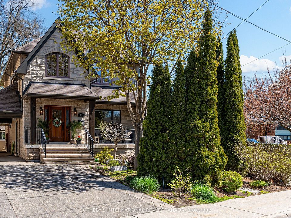 1st image of 31 Maple Ave N