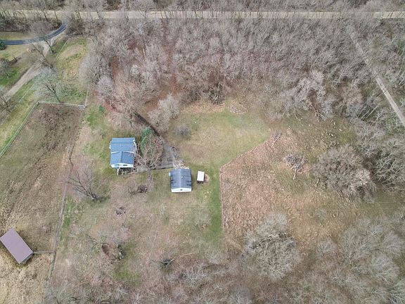 2nd image of 2601 Sharon Hollow Rd