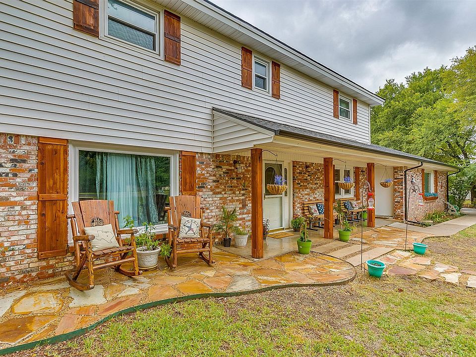1st image of 108 Hill Top Ct