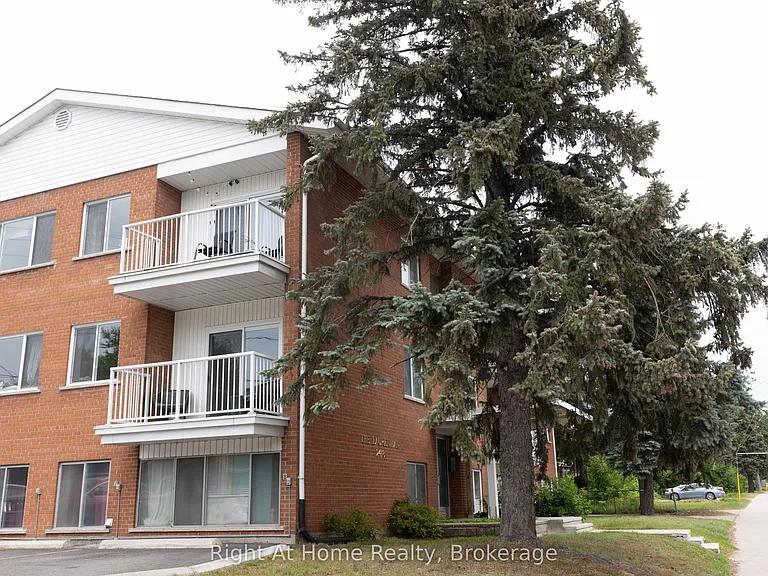 2418 Trout Lake Rd #7 — Photo 2