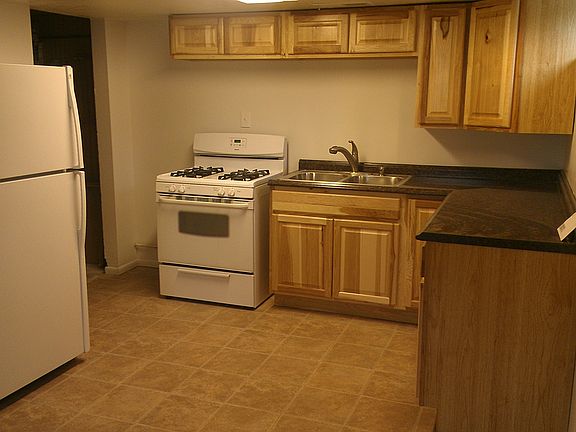 basement kitchen