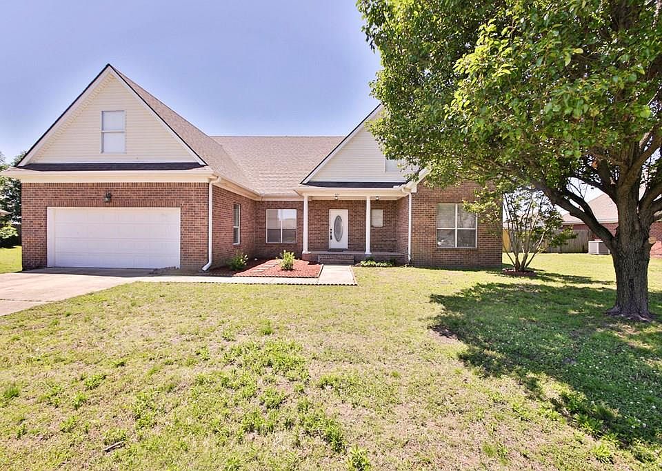 1st image of 824 Bayou Vista Dr