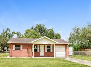 5011 5th St, Zephyrhills, FL 33542