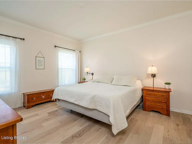 4007 Emerald Spring Pl — Photo 11