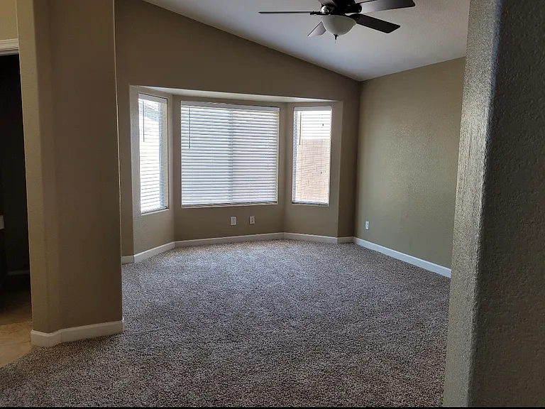 3950 E Campbell Ave — Photo 9