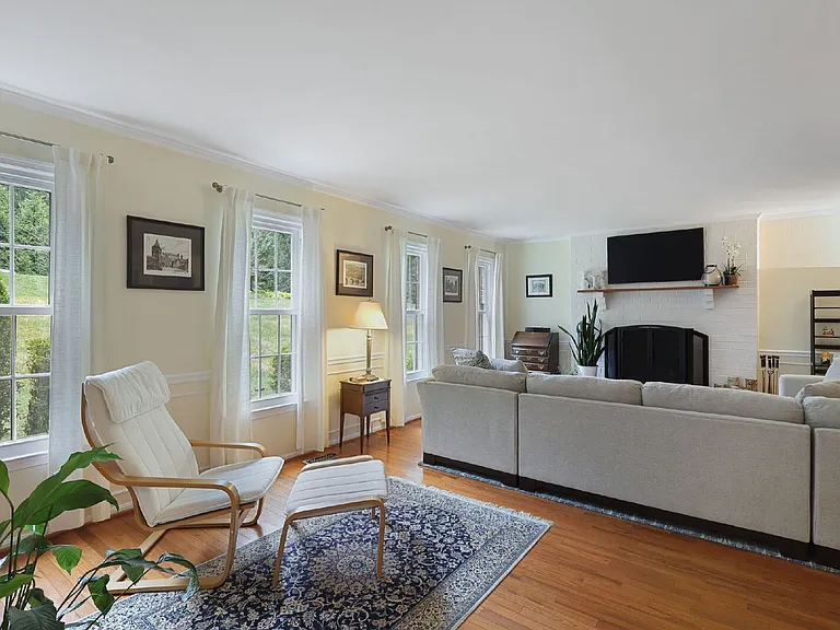 11734 Quay Rd — Photo 8