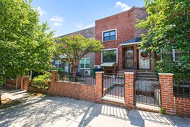20-33 28th Street