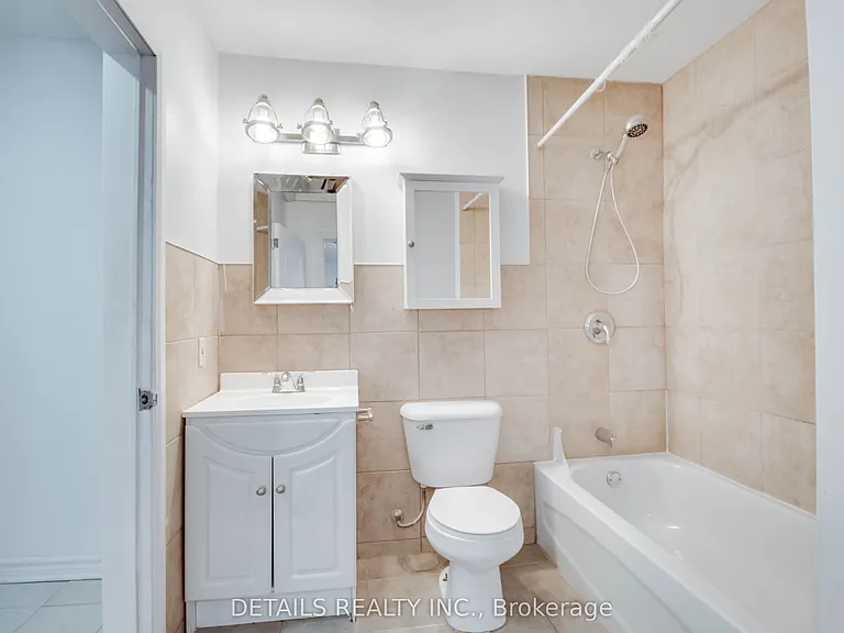 2551 Innes Rd #A — Photo 24