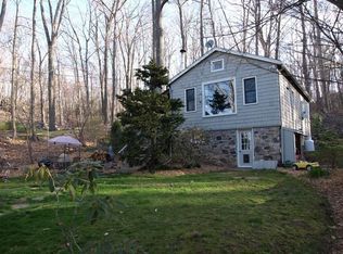 94 Mountain Rd, Ridgefield, CT 06877