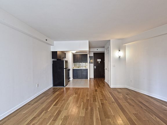 4th image of 8655 Broadway APT 408