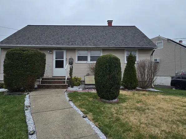 35 Universal Ave, Iselin, NJ 08830