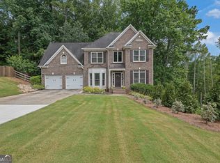 2045 Barrett Downs Dr, Cumming, GA 30040