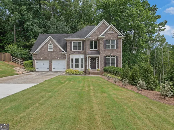2045 Barrett Downs Dr, Cumming, GA 30040