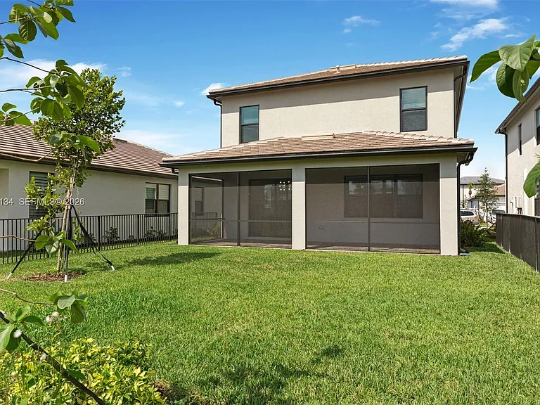4470 Waterside Dr — Photo 2