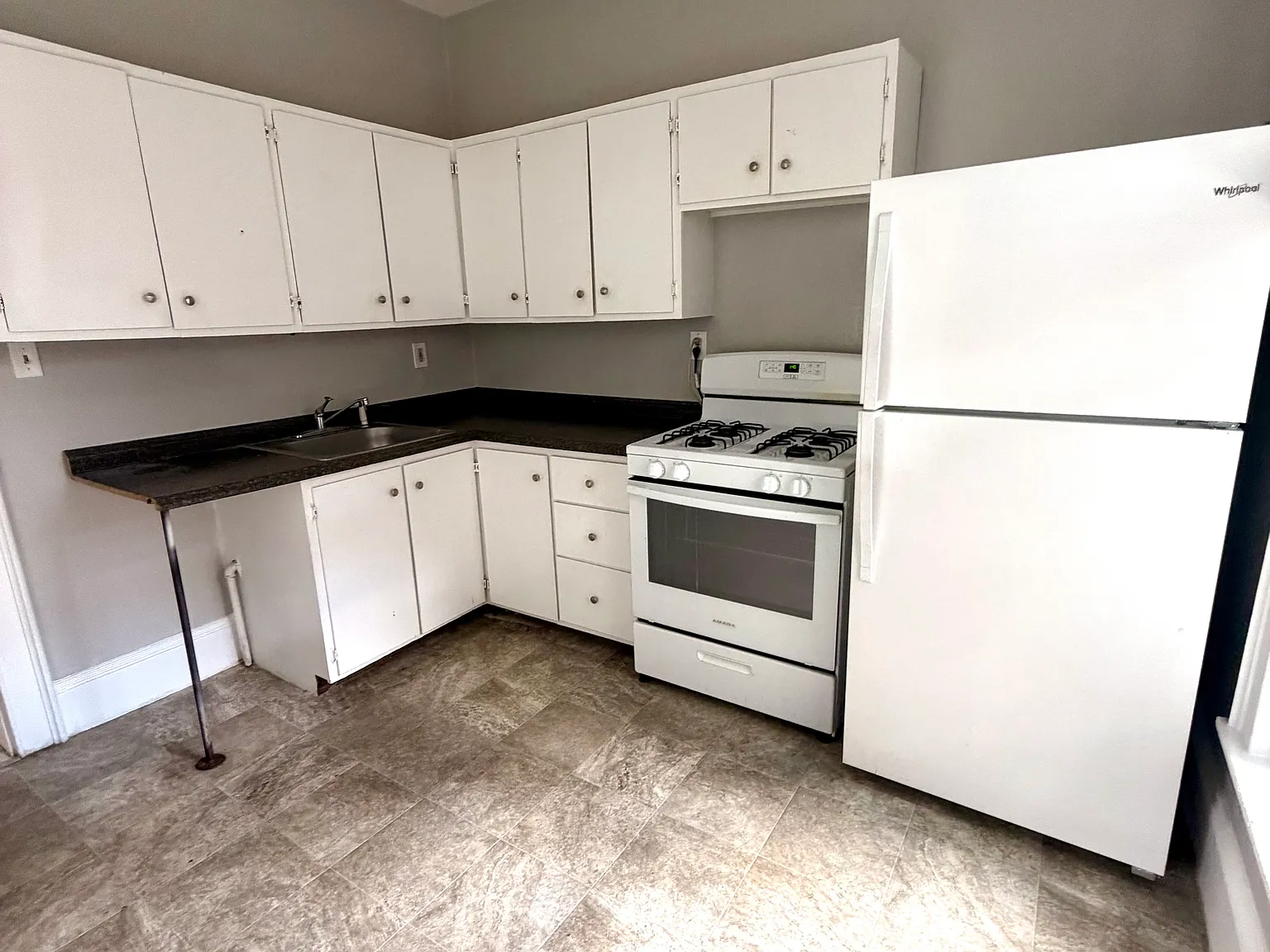 1 bed, 500 sqft, $1,595 — Photo 1