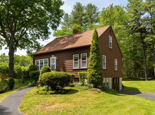 25 Foyes Ln, Kittery Point, ME 03905