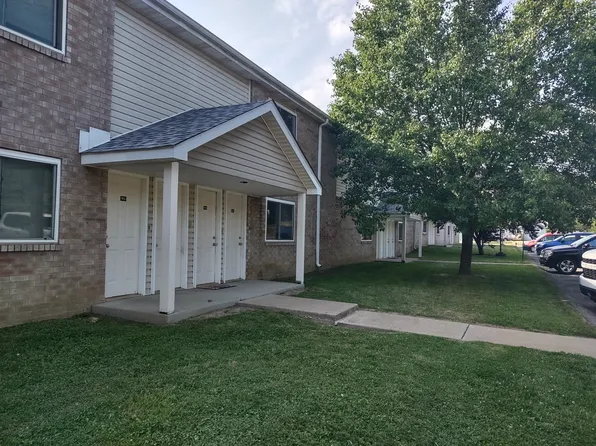 915 Cameron Dr #915, Slippery Rock, PA 16057