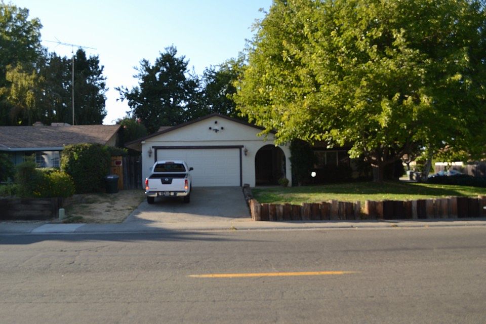 1st image of 6325 Trajan Dr