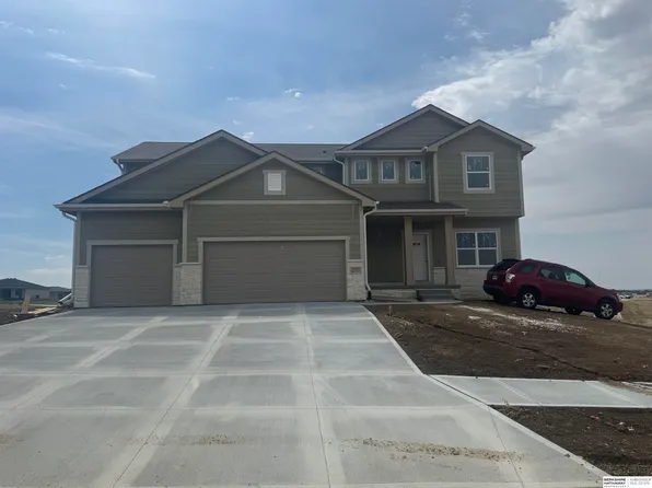 20909 Nebraska Ave, Elkhorn, NE 68022