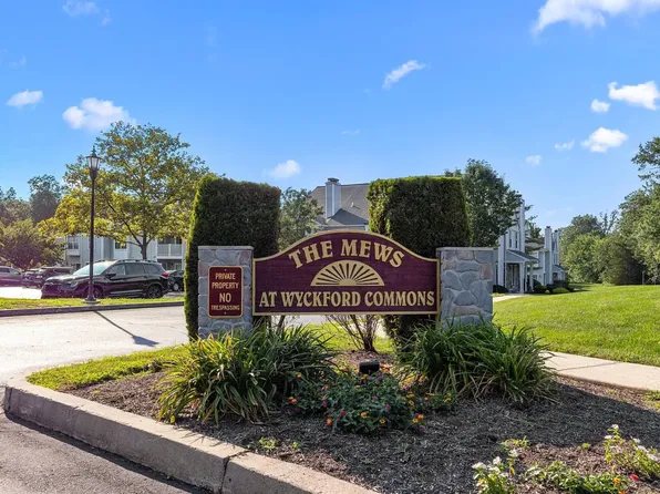 906 Mews Dr #906, Sellersville, PA 18960