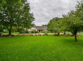 94 Pin Oak Ln, Hempstead, TX 77445