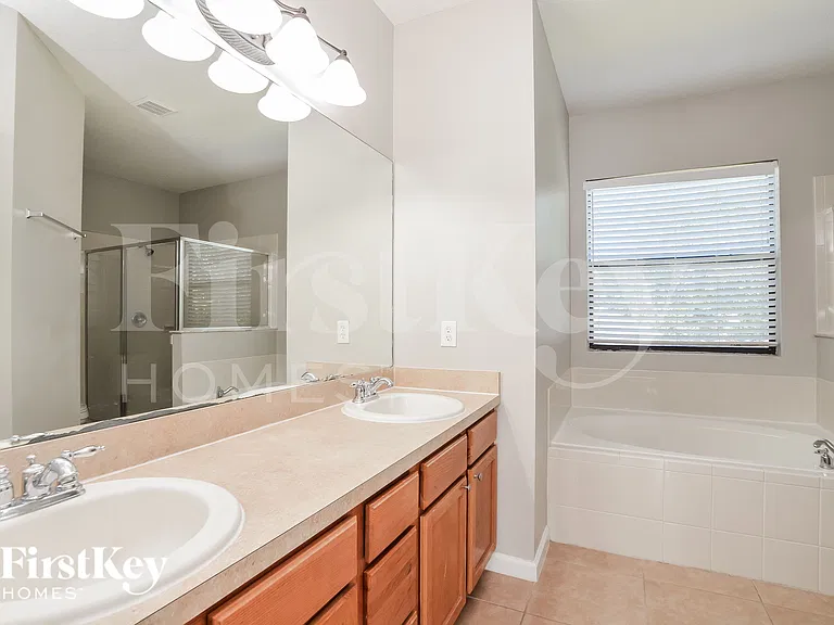 4365 Millicent Cir — Photo 11