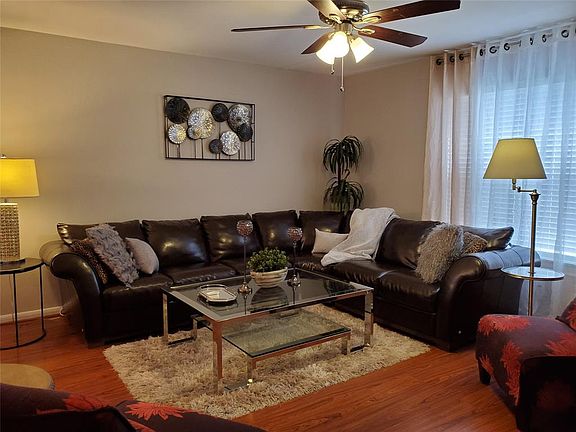 2nd image of 5210 Arboles Dr APT A4