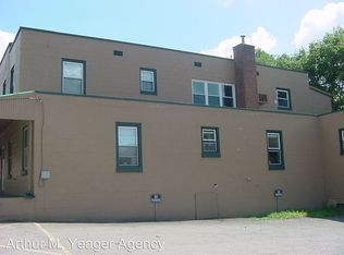 35 E Queen St, Ephrata, PA 17522