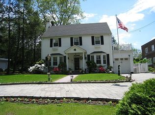 84 Strathmore Rd, Scarsdale, NY 10583