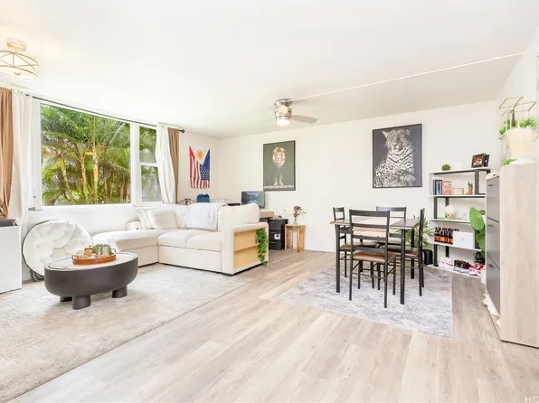 98-1032 Moanalua Rd APT 3-103, Aiea, HI 96701