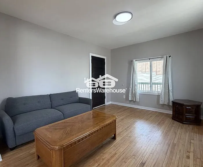 2925 2nd Ave S #3 — Photo 7