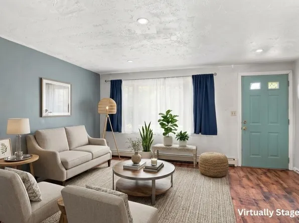 322 Bedford St Unit 322, East Bridgewater, MA 02333