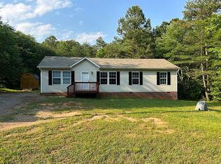 151 Island Terrace Rd, Statesville, NC 28677