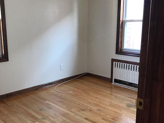 2nd bedroom includes 2 windows and 1 closet.