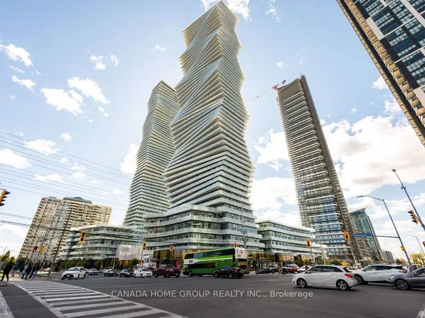 3900 Confederation Pkwy #5310, Mississauga, ON L5B 0M3