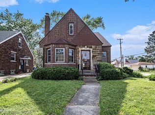 19211 Freeland St, Detroit, MI 48235