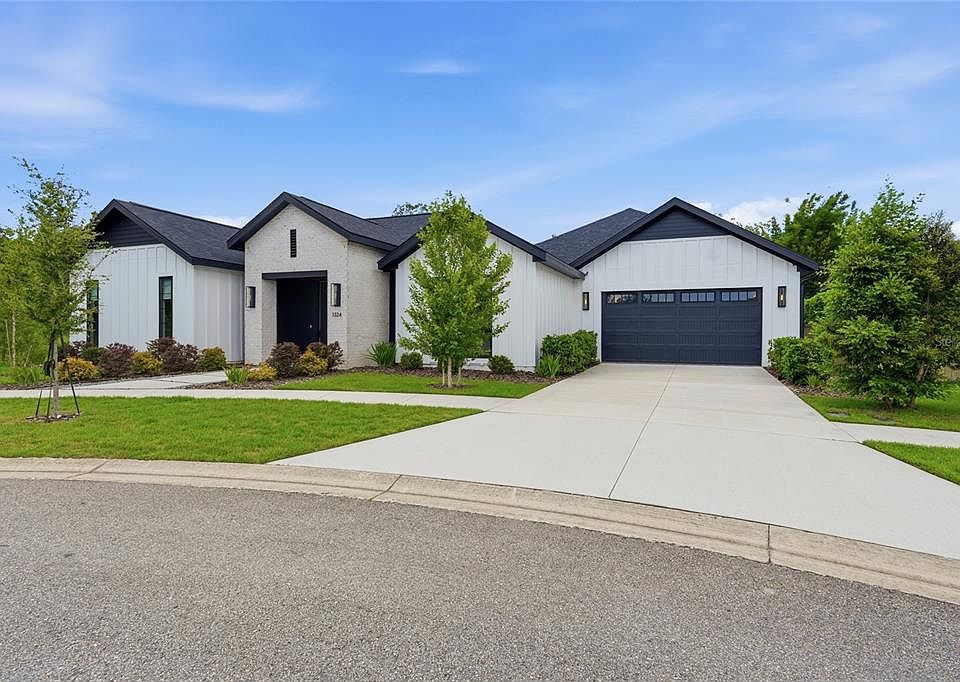 1st image of 1324 SW 120TH DRIVE