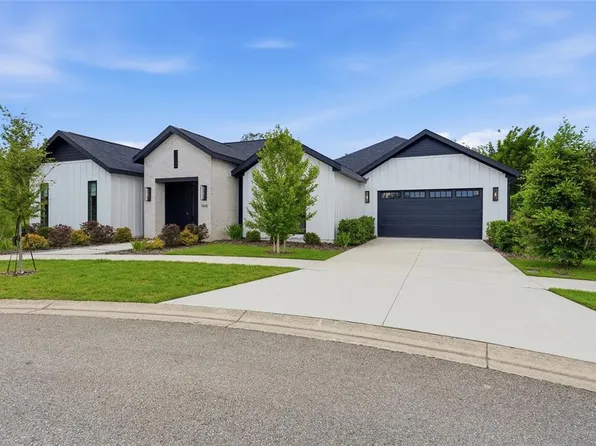 1324 SW 120th Dr, Gainesville, FL 32607