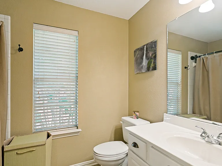5212 Spicewood Dr — Photo 6