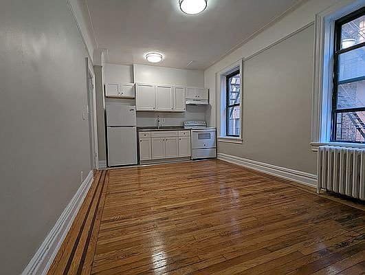 2nd image of 3752 89th St APT 2G