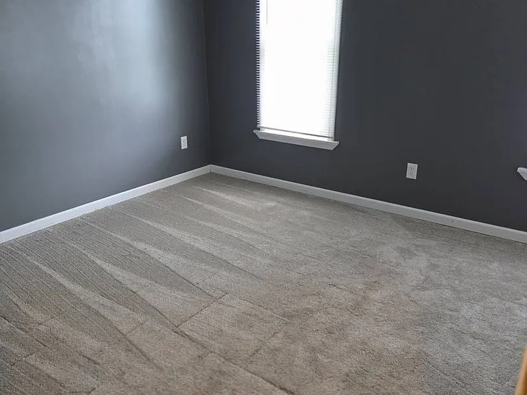 259 Eastwood St — Photo 10