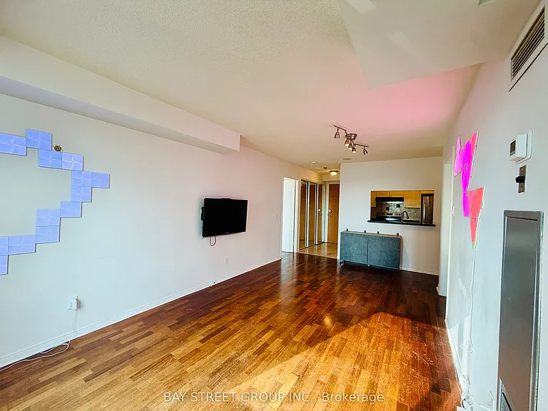 238 Doris Ave #2002 — Photo 6
