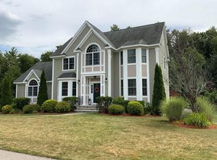 29 Regency Dr, Dracut, MA 01826