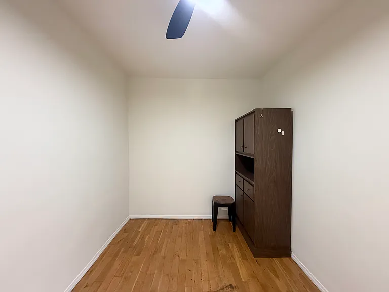 2544 S Darien St — Photo 13