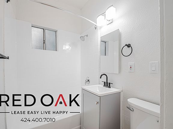 4th image of 719 N Heliotrope Dr #106